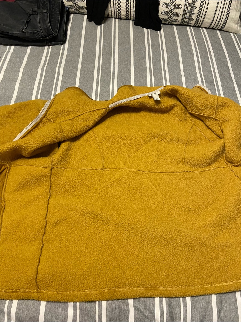 L.L.Bean Golden Yellow Sherpa Fleece Zip Jacket - Picture 6 of 6